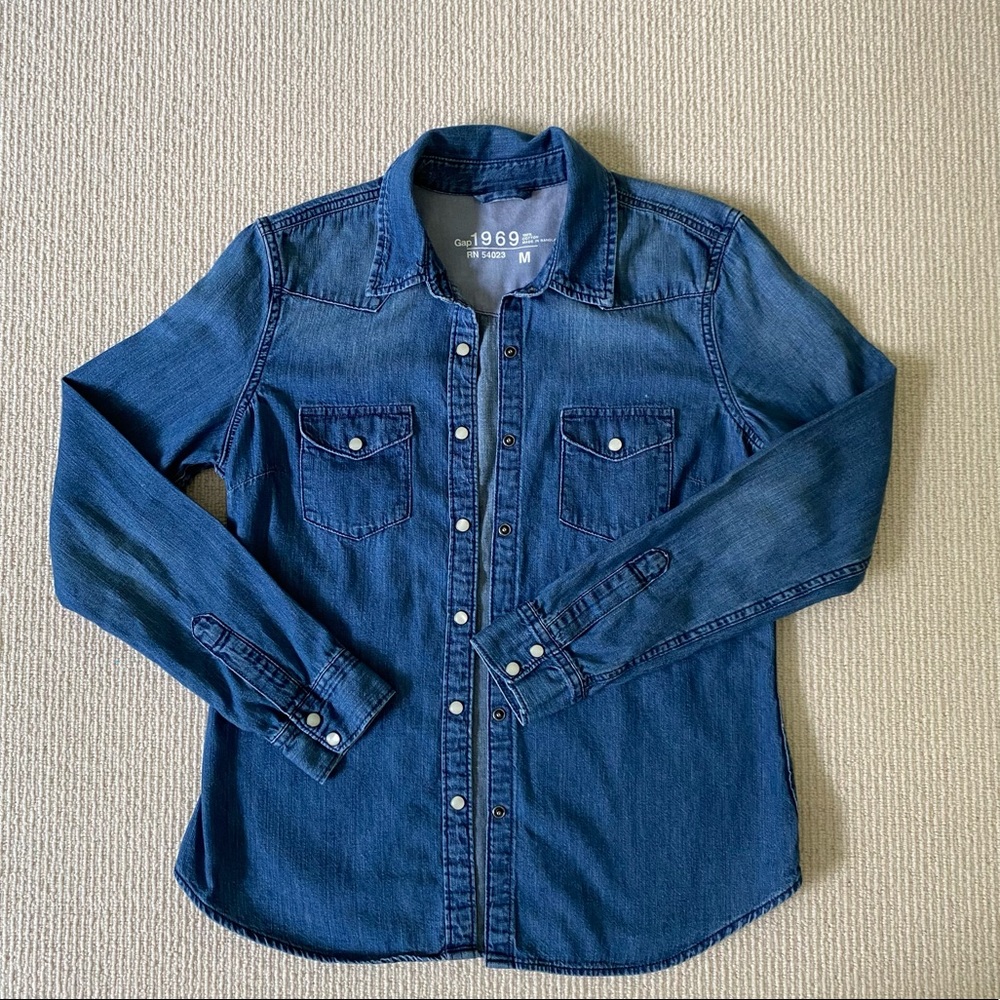 Women's Gap Western-Style Snap Front Slim Denim Shirt Size M